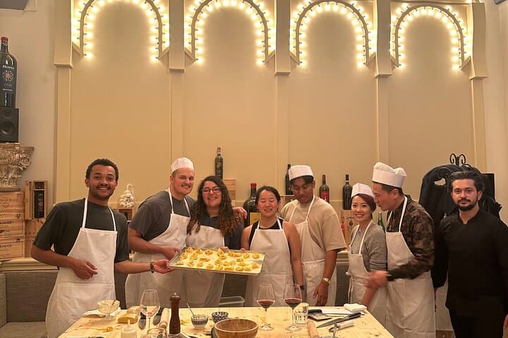 Pasta Cooking Class with Unlimited Wine in Florence — photo 2