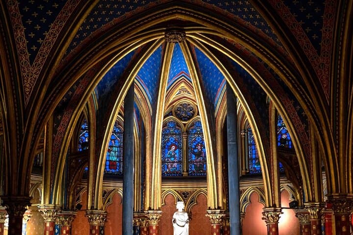 Visita Guiada a la Sainte-Chapelle y la Conciergerie en París — foto 3