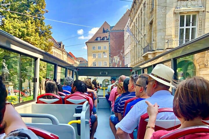 Hop-On Hop-Off Tour CitySightseeing München — Foto 3