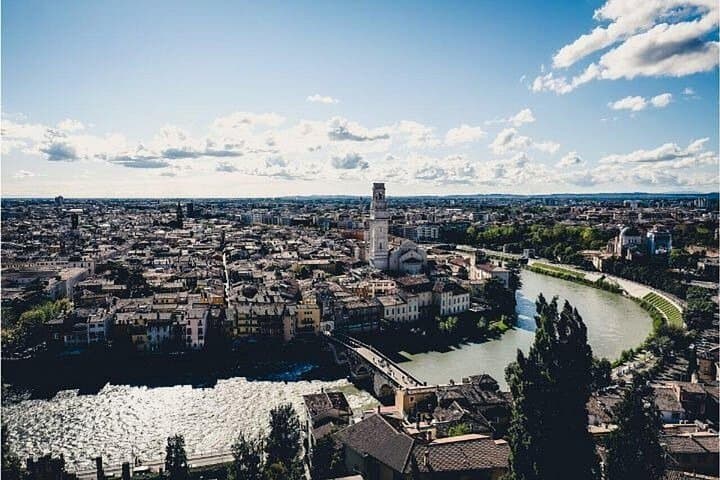 Verona Höhepunkte & verborgene Schätze Stadtführung — Foto 4
