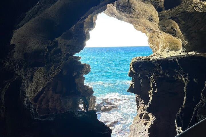 Privater Tangier-Ausflug von Malaga mit Kamelritt und Mittagessen — Foto 2