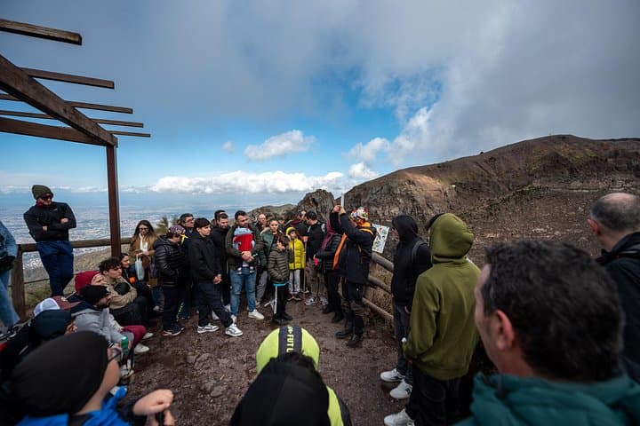 Visite Guidée Complète de Pompéi et du Vésuve au Départ de Naples avec Pizza — photo 4