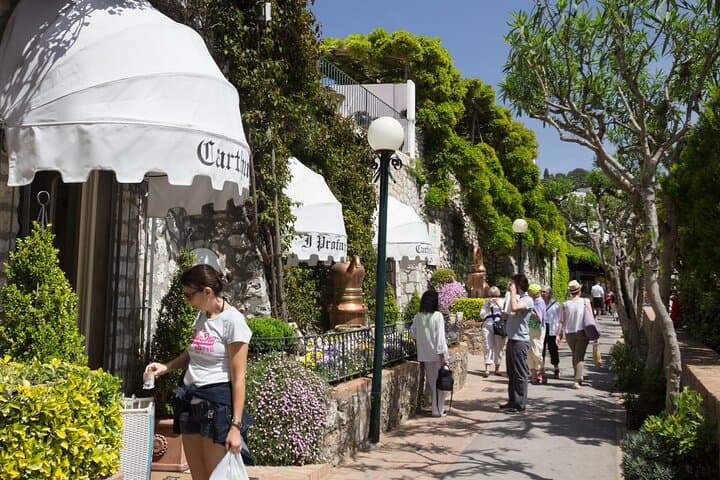 Capri, Anacapri und ein besonderes Bootserlebnis rund um die Insel — Foto 3