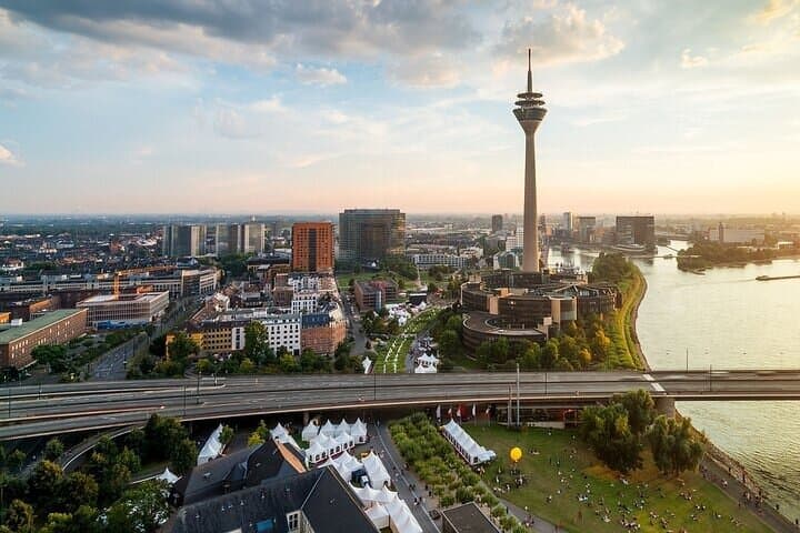 Destacados de Dusseldorf: Tour a Pie