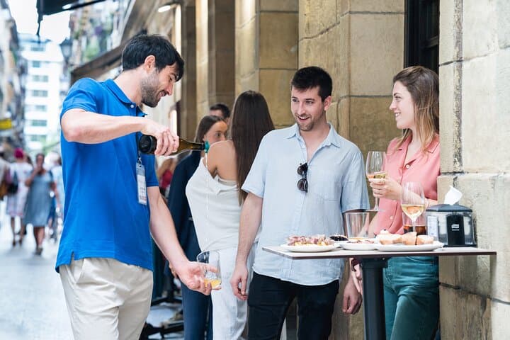 Pintxo-Tour und D.O. Weine in San Sebastian — Foto 4