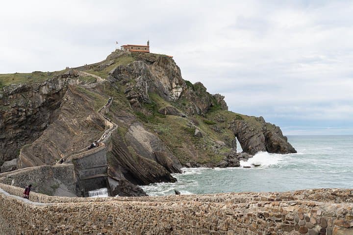Gaztelugatxe und Guernica von San Sebastian — Foto 5