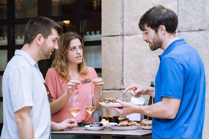 Pintxo-Tour und D.O. Weine in San Sebastian — Foto 2