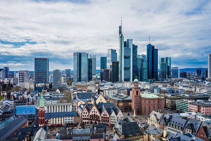 Frankfurt Must-See Attractions Walking Tour — Foto 2
