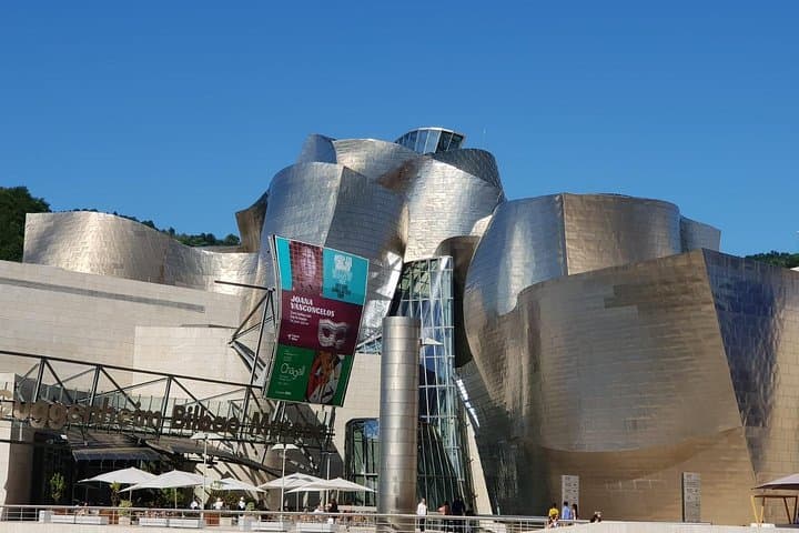 Bilbao, mercato della Ribera e Museo Guggenheim da San Sebastian — foto 3