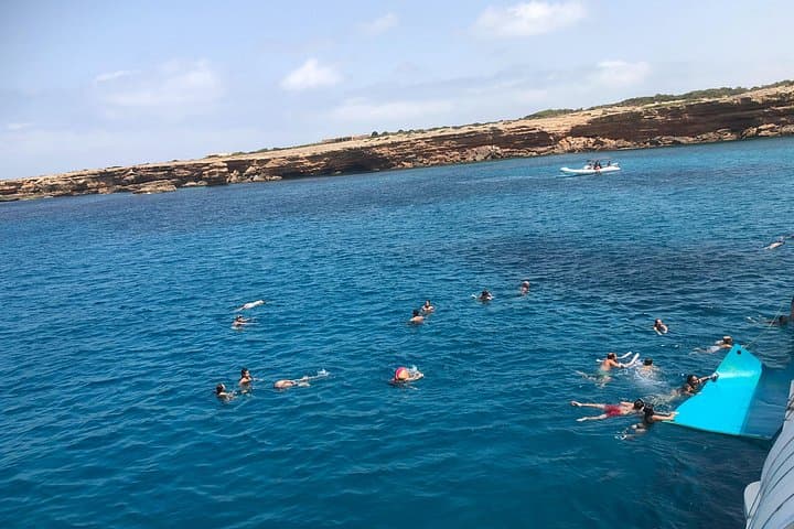 KRISTALLKLARE WASSER MEERESERLEBNIS, ab Platja d'en Bossa — Foto 3