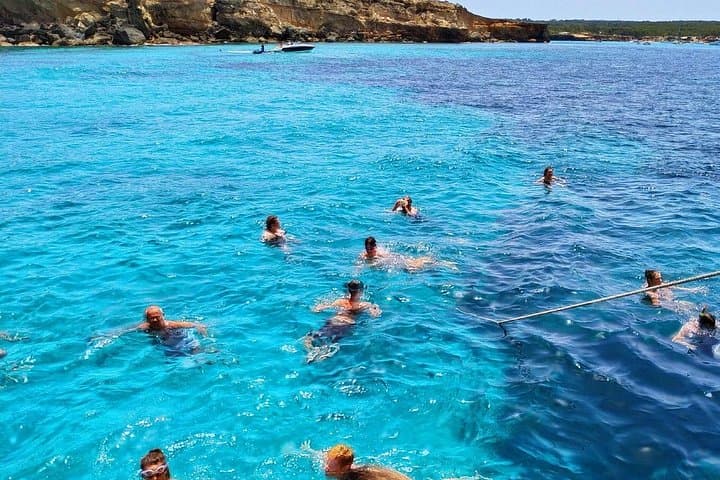 KRISTALLKLARE WASSER MEERESERLEBNIS, ab Platja d'en Bossa — Foto 5