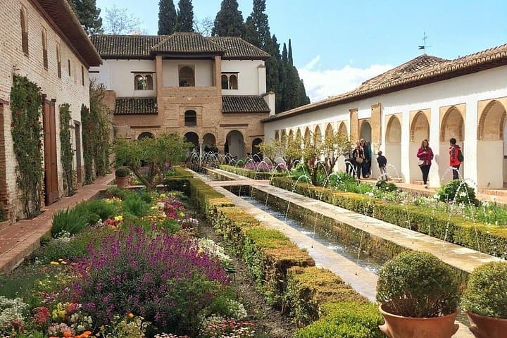 Visite Guidée de l'Alhambra à Grenade — photo 3