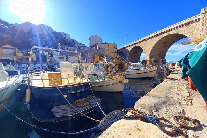 Geführte Tour durch Marseille für 4 Stunden mit einem zweisprachigen lokalen Guide — Foto 2