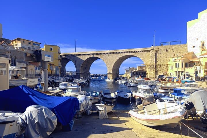 Geführte Tour durch Marseille für 4 Stunden mit einem zweisprachigen lokalen Guide — Foto 1