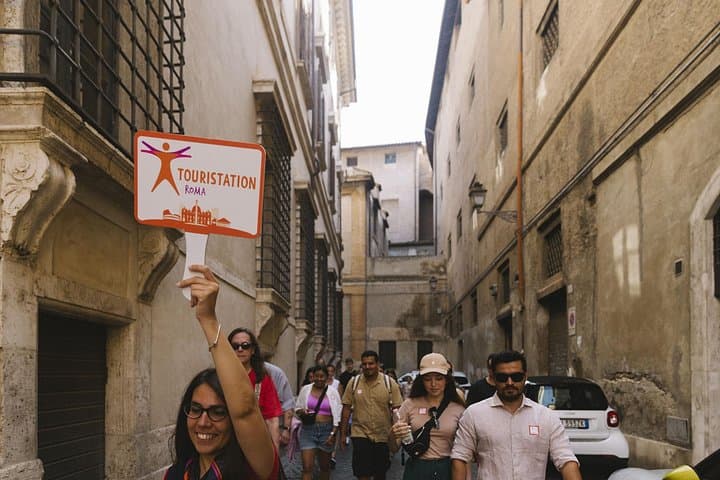 Roma: Tour Guidato del Distretto della Fontana di Trevi e della Domus Sotterranea — foto 5