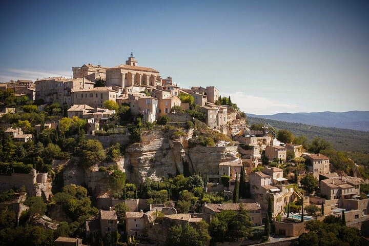 Gordes, Roussillon &amp; Fontaine-de-Vaucluse Tour — photo 3