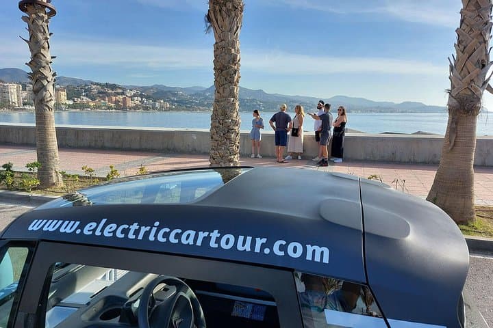 Tour di Málaga in auto elettrica: Scopri la città in 2 ore — foto 5