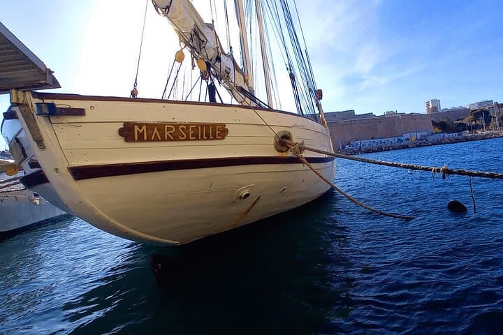 Geführte Tour durch Marseille für 2,5 Stunden mit einem zweisprachigen lokalen Guide
