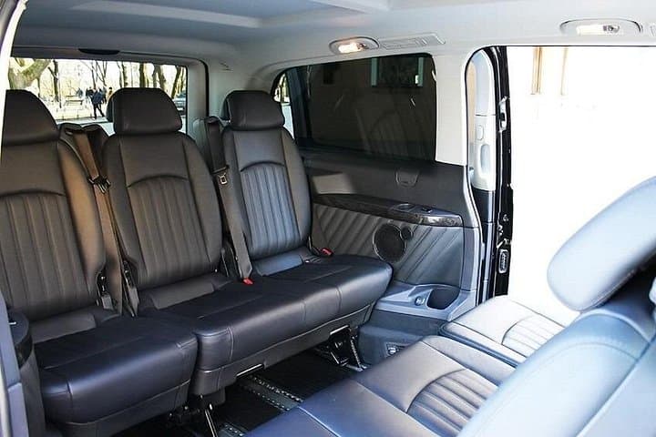 Partenza con Transfer in MiniVan da Ibiza all'Aeroporto di Ibiza IBZ — foto 4