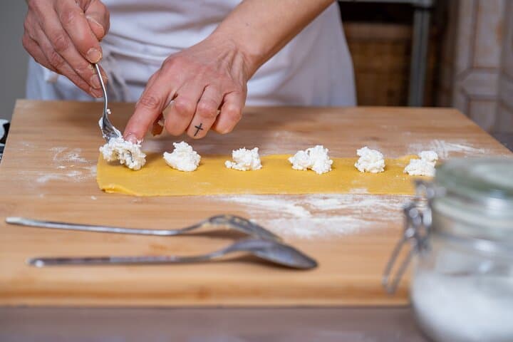 Turin: Private Pasta- und Tiramisu-Kurs — Foto 3