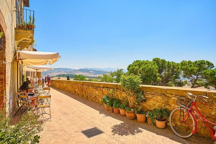 Privattour durch das Val d'Orcia: Montalcino, Pienza und Montepulciano — Foto 3