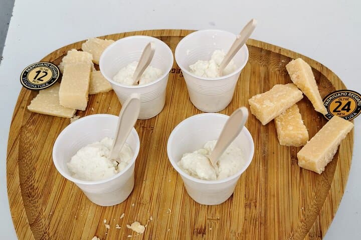 Parmigiano, Prosciutto und Traditionelle Balsamico-Tour ab Bologna — Foto 4
