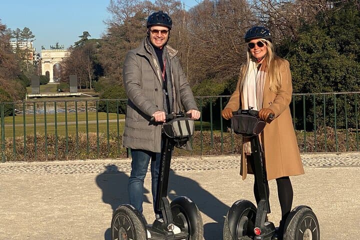 Tour in Segway dei Luoghi di Milano in Piccolo Gruppo — foto 3