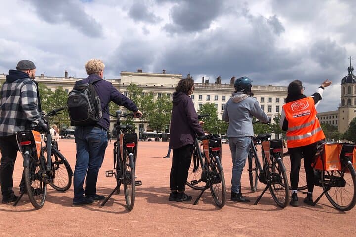 Tour guiado en bicicleta de 2.5 horas por el Viejo Lyon — foto 2