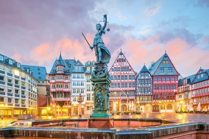 Tour Privado Familiar a Pie por los Destacados del Casco Antiguo de Frankfurt — foto 5