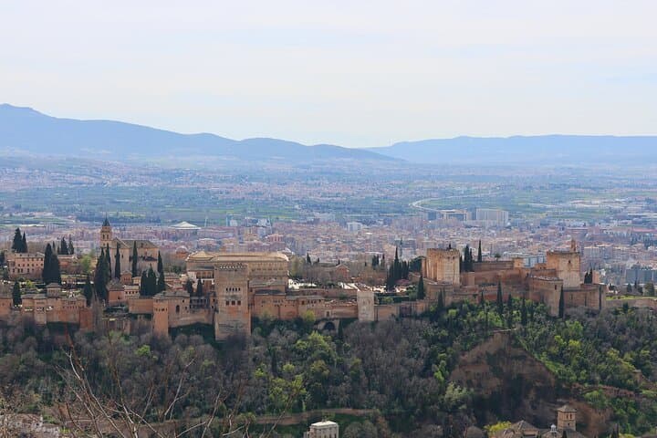 Exklusiver Alhambra Rundgang mit Tickets — Foto 2