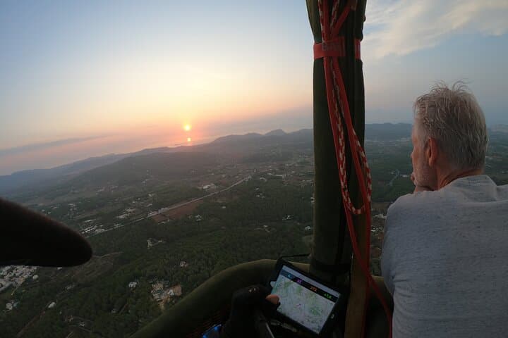Vol en Montgolfière à Ibiza avec Petit-Déjeuner — photo 3