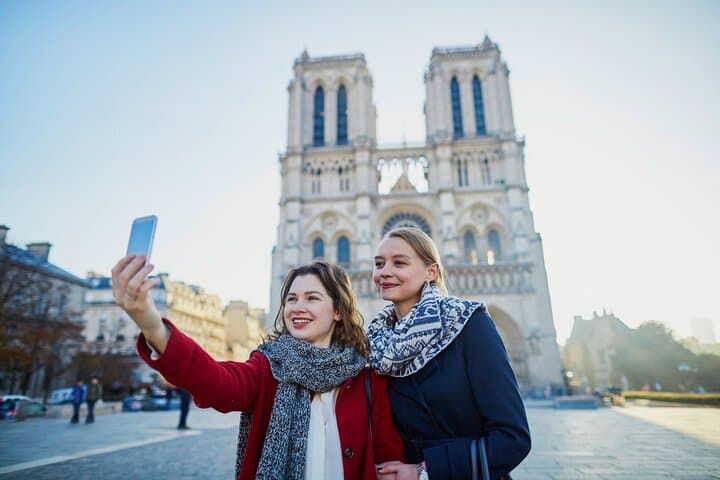 Visite Guidée Privée et Semi-Privée de Notre-Dame — photo 1