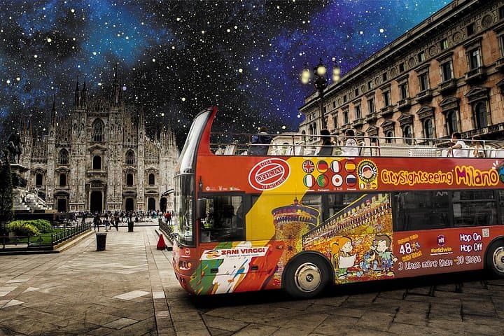 Visite nocturne de Milan en bus à impériale — photo 3