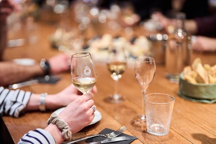 Cata de Vinos y Champán Francés en París — foto 2