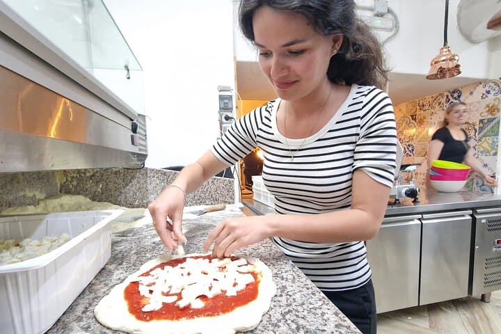 2,5-stündiger authentischer italienischer Pizza-Kochkurs in Neapel — Foto 5