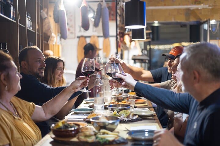 Roma di Notte - Tour in Ebike per Piccoli Gruppi - Cibo e Vino (Opzione) — foto 4