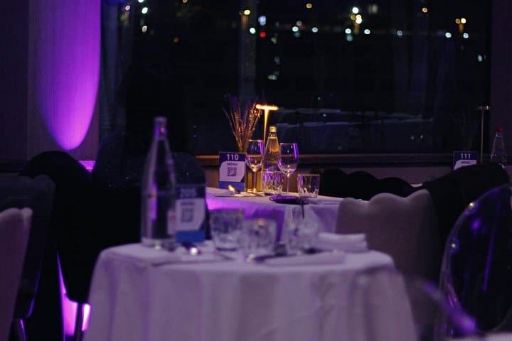 Crucero Gourmet por la Cena en el Río Sena con Cantante y DJ — foto 2