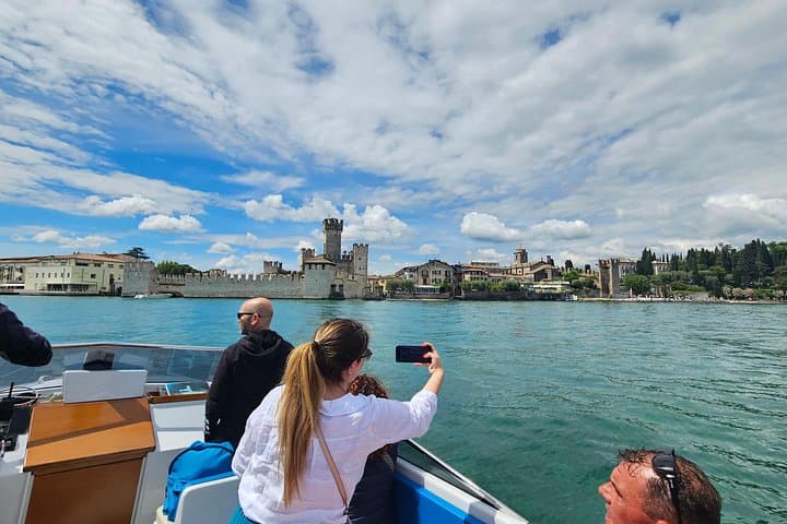 Tour di un giorno intero a Verona, Sirmione e Lago di Garda da Milano — foto 5
