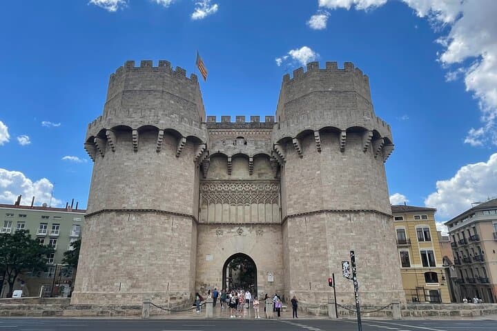 Valencia: Tour Guidato in Bicicletta con le 25 Attrazioni Principali — foto 5