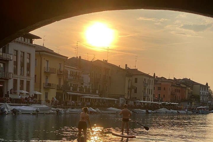 Experiencia de sup con un paseo a Peschiera del Garda — foto 4