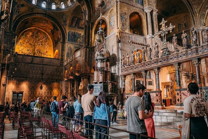 Tour guidato della Basilica di San Marco con giro in gondola opzionale
