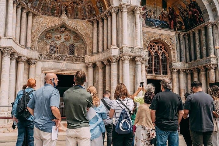Tour guidato della Basilica di San Marco con giro in gondola opzionale — foto 5