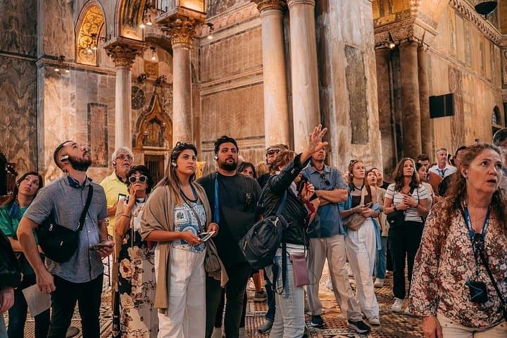 Tour guidato della Basilica di San Marco con giro in gondola opzionale — foto 3