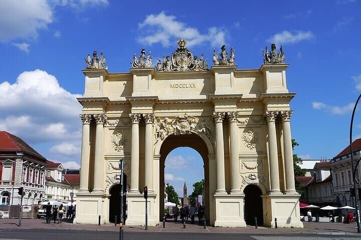Privater Tagesausflug von Berlin nach Potsdam und Sachsenhausen — Foto 2