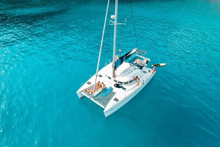 Naviguez à Ibiza Formentera avec baignade dans des criques