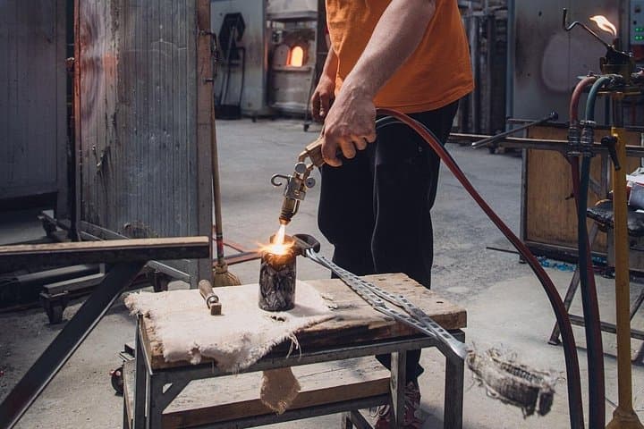 Tour Guidato Approfondito in una Vera Fabbrica di Vetro di Murano — foto 2
