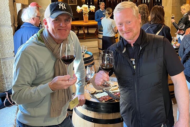 Private Tour nach La Rioja: Besuch von 2 Premium-Weingütern mit Mittagessen — Foto 2