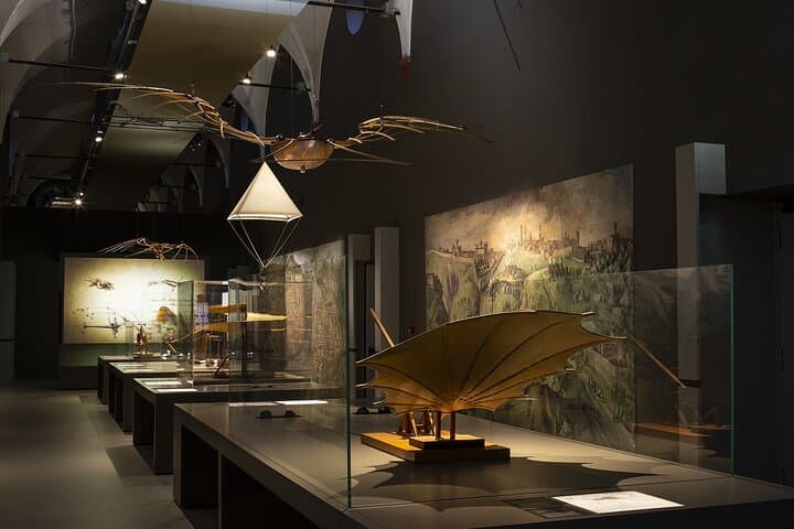 Ingresso al Museo della Scienza e della Tecnologia Leonardo da Vinci — foto 2