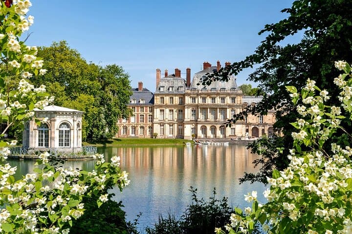 Excursión de medio día al Castillo de Fontainebleau y Barbizon desde París