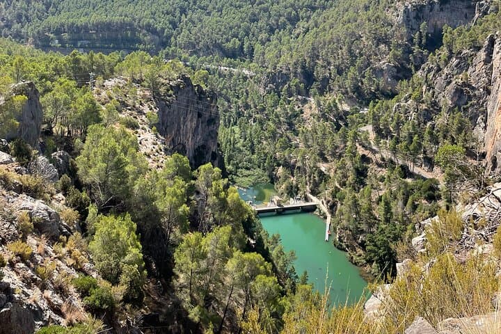 Gita di un giorno a Valencia con nuoto e trekking a Montanejos — foto 4